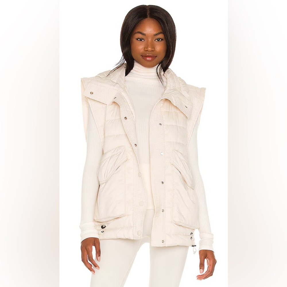 NWT Toast Society Juna Puffer Vest in Ivory